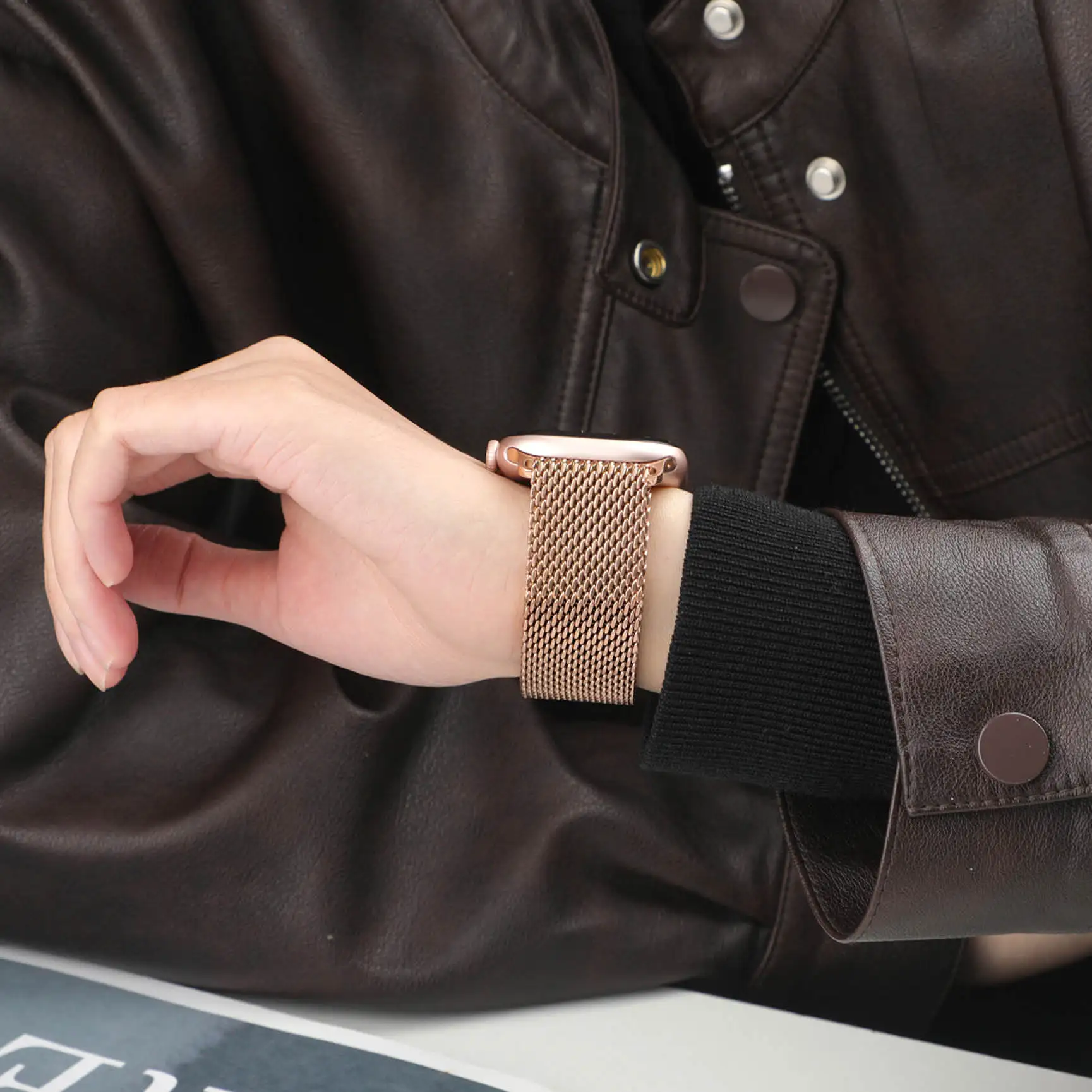 Apple Watch Ultra 4、3、49mm、12、 - Mesh Coil Strip のレビューと価格